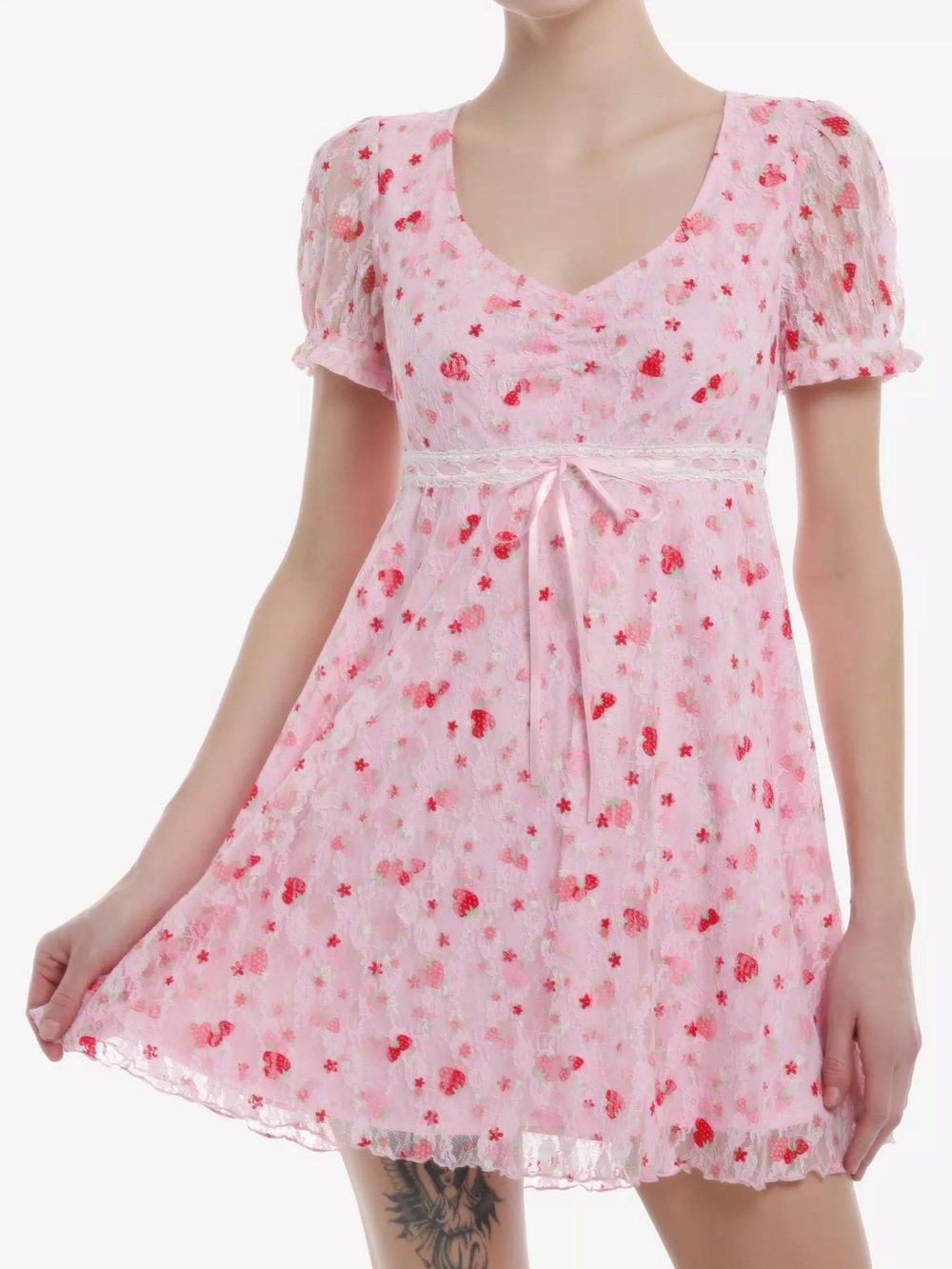 NWT Sweet Society Strawberry Lace Empire Dress Size M